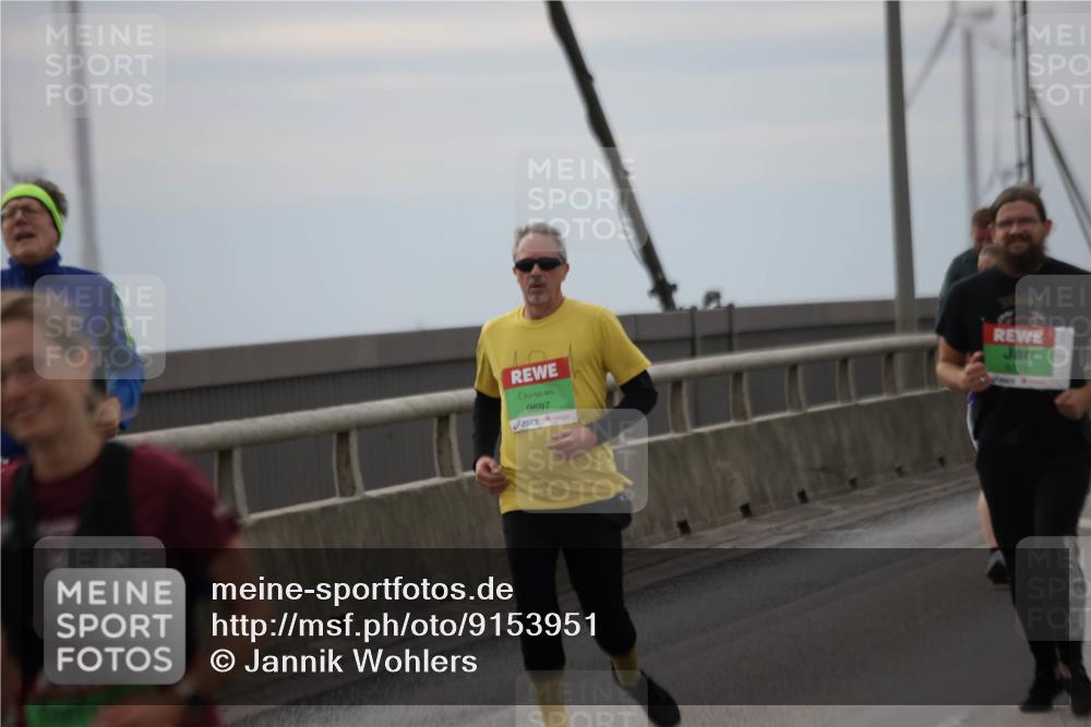 03.10.2025 - Köhlbrandbrückenlauf Jannik Wohlers http://msf.ph/oto/9153951 03.10.2025 16:04:59 Position 1 9697, 9218 meine-sportfotos.de