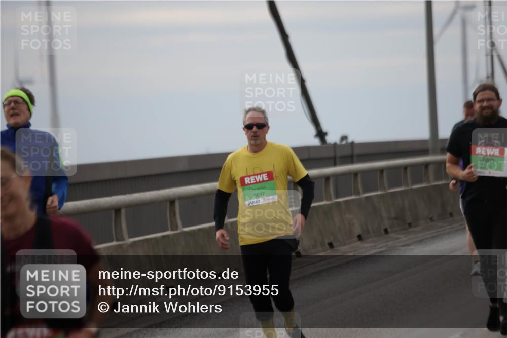 03.10.2025 - Köhlbrandbrückenlauf Jannik Wohlers http://msf.ph/oto/9153955 03.10.2025 16:04:59 Position 1 9697, 9215 meine-sportfotos.de