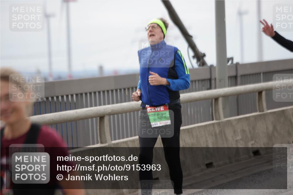 03.10.2025 - Köhlbrandbrückenlauf Jannik Wohlers http://msf.ph/oto/9153963 03.10.2025 16:05:00 Position 1 8010 meine-sportfotos.de