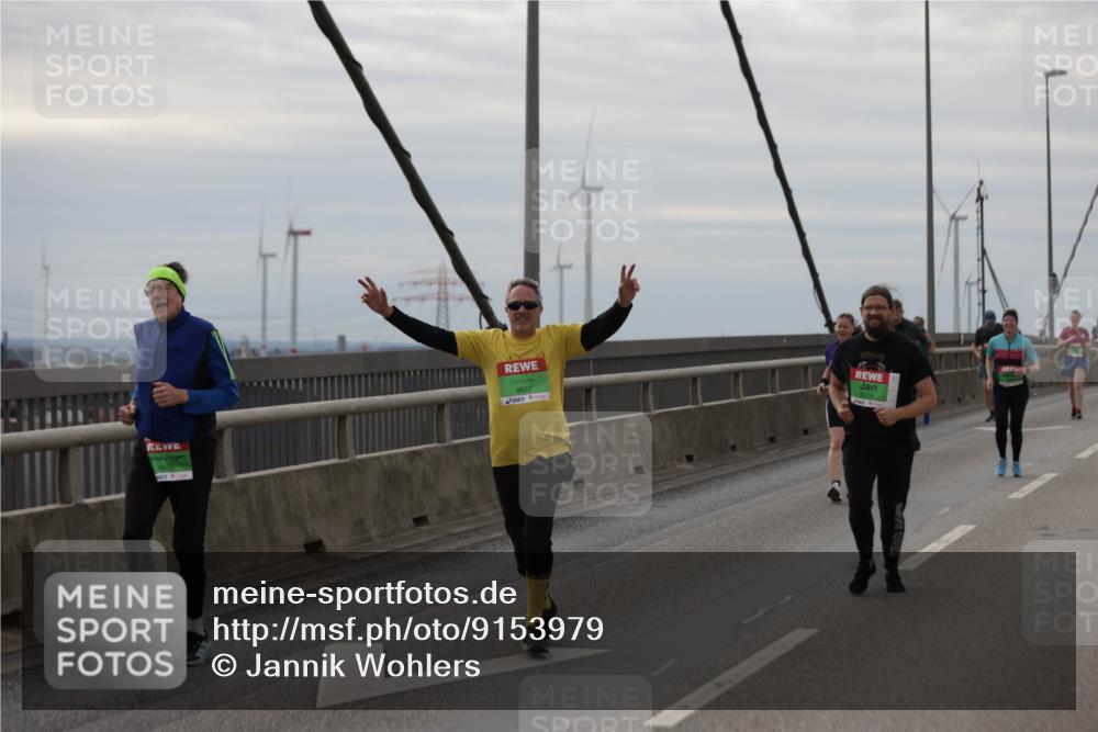 03.10.2025 - Köhlbrandbrückenlauf Jannik Wohlers http://msf.ph/oto/9153979 03.10.2025 16:05:02 Position 1 9697 meine-sportfotos.de