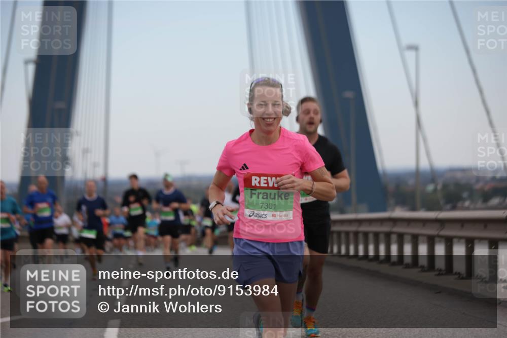 03.10.2025 - Köhlbrandbrückenlauf Jannik Wohlers http://msf.ph/oto/9153984 03.10.2025 15:22:45 Position 1 7301 meine-sportfotos.de