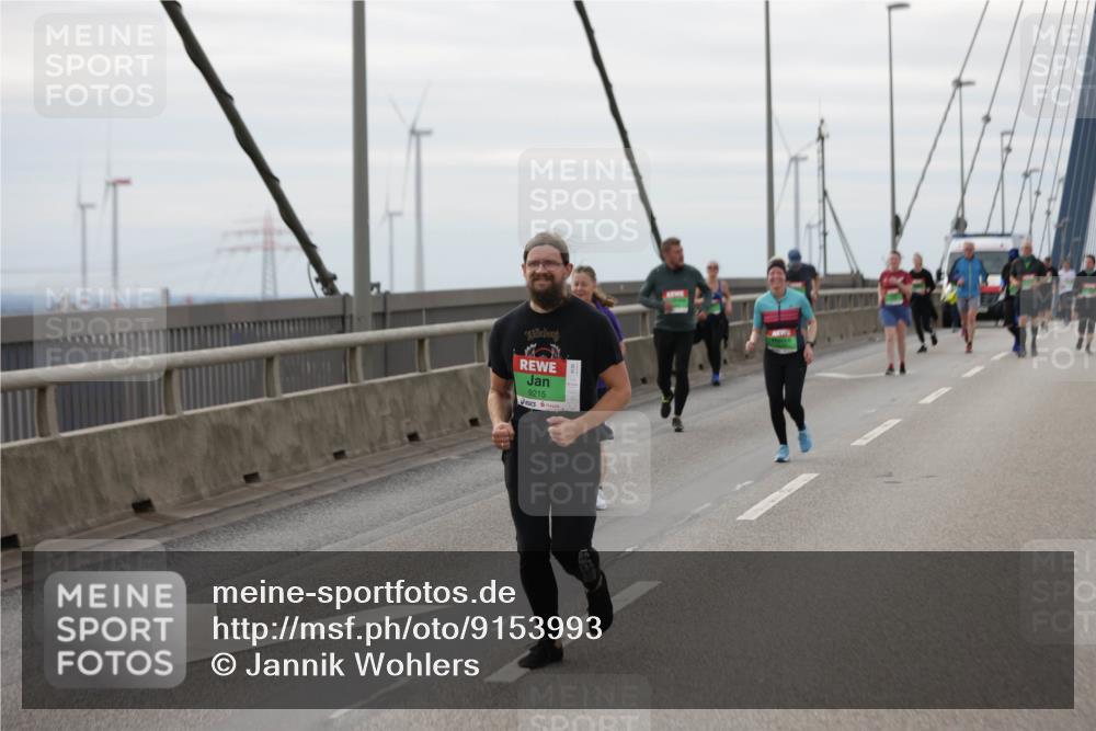 03.10.2025 - Köhlbrandbrückenlauf Jannik Wohlers http://msf.ph/oto/9153993 03.10.2025 16:05:04 Position 1 9215 meine-sportfotos.de