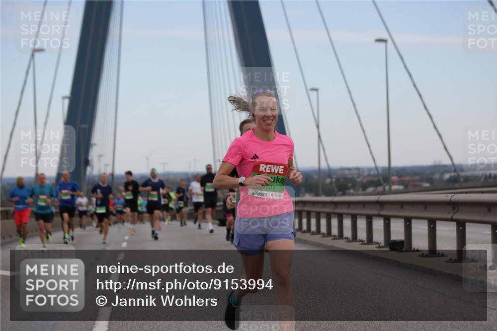 03.10.2025 - Köhlbrandbrückenlauf Jannik Wohlers http://msf.ph/oto/9153994 03.10.2025 15:22:45 Position 1 301 meine-sportfotos.de