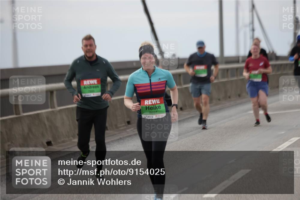 03.10.2025 - Köhlbrandbrückenlauf Jannik Wohlers http://msf.ph/oto/9154025 03.10.2025 16:05:06 Position 1 7899, 8697 meine-sportfotos.de