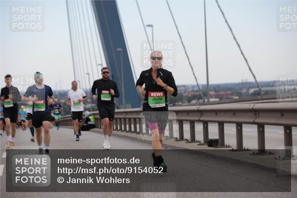 03.10.2025 - Köhlbrandbrückenlauf Jannik Wohlers http://msf.ph/oto/9154052 03.10.2025 15:22:49 Position 1 7223 meine-sportfotos.de