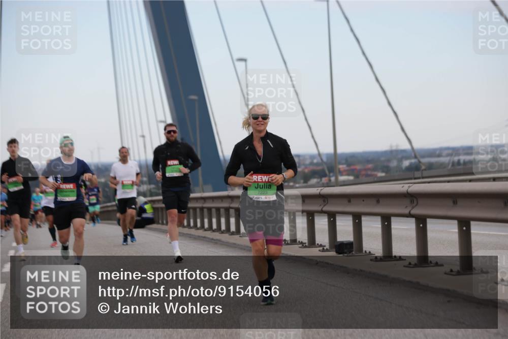 03.10.2025 - Köhlbrandbrückenlauf Jannik Wohlers http://msf.ph/oto/9154056 03.10.2025 15:22:49 Position 1 7223 meine-sportfotos.de