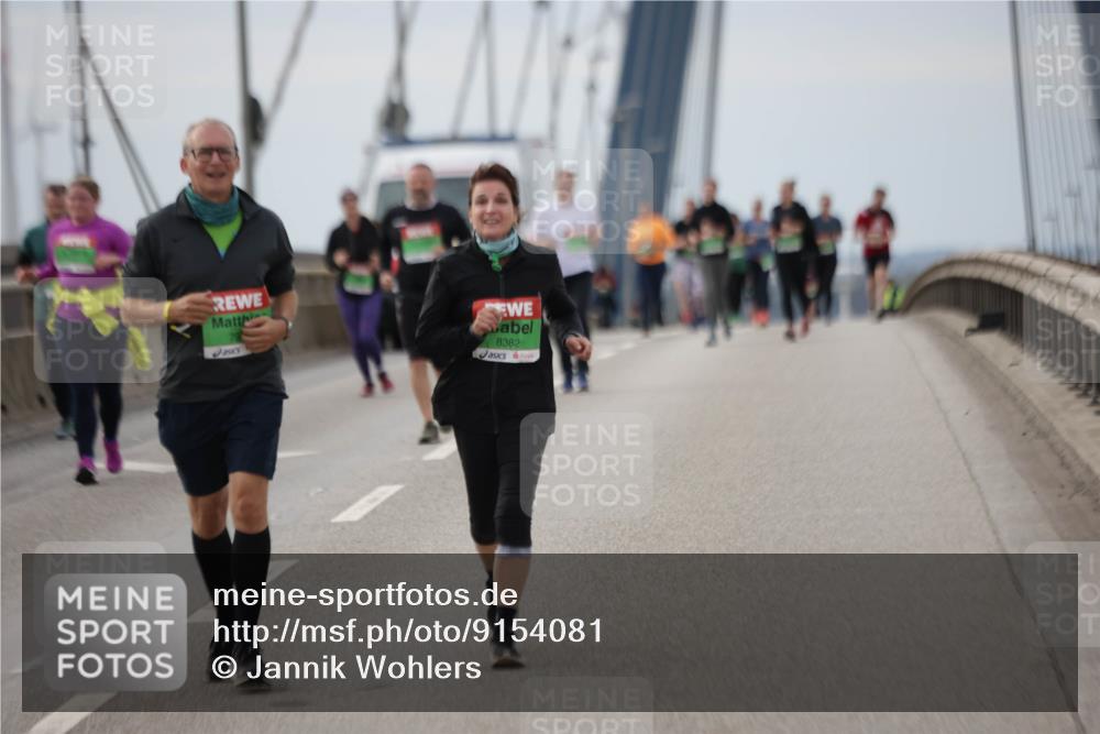 03.10.2025 - Köhlbrandbrückenlauf Jannik Wohlers http://msf.ph/oto/9154081 03.10.2025 16:05:13 Position 1 8382 meine-sportfotos.de