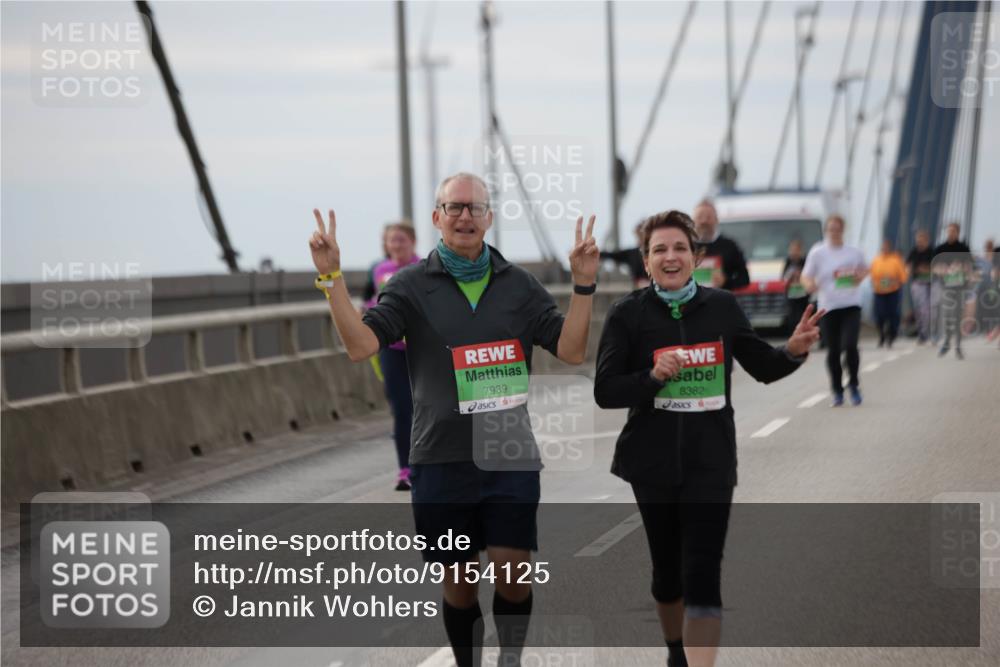 03.10.2025 - Köhlbrandbrückenlauf Jannik Wohlers http://msf.ph/oto/9154125 03.10.2025 16:05:16 Position 1 7939, 8382 meine-sportfotos.de