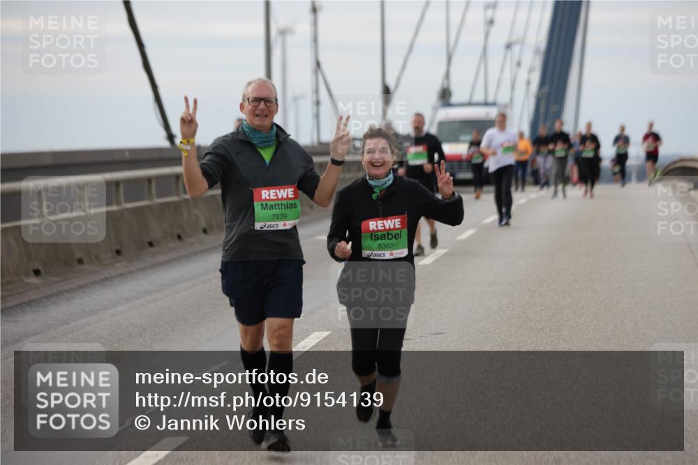 03.10.2025 - Köhlbrandbrückenlauf Jannik Wohlers http://msf.ph/oto/9154139 03.10.2025 16:05:16 Position 1 7939, 8382 meine-sportfotos.de