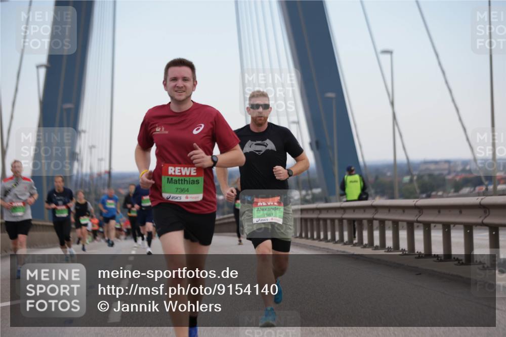 03.10.2025 - Köhlbrandbrückenlauf Jannik Wohlers http://msf.ph/oto/9154140 03.10.2025 15:23:33 Position 1 7364, 7561 meine-sportfotos.de