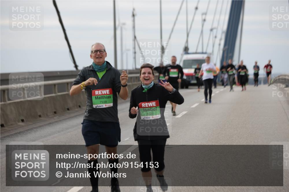 03.10.2025 - Köhlbrandbrückenlauf Jannik Wohlers http://msf.ph/oto/9154153 03.10.2025 16:05:17 Position 1 7939, 8382 meine-sportfotos.de