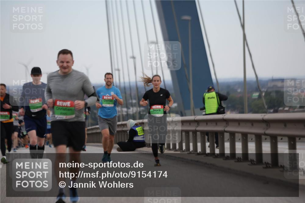 03.10.2025 - Köhlbrandbrückenlauf Jannik Wohlers http://msf.ph/oto/9154174 03.10.2025 15:23:36 Position 1 8995, 7144 meine-sportfotos.de