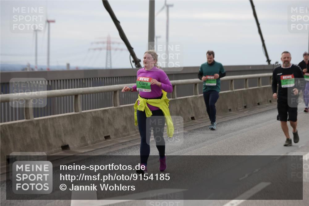 03.10.2025 - Köhlbrandbrückenlauf Jannik Wohlers http://msf.ph/oto/9154185 03.10.2025 16:05:22 Position 1 7942 meine-sportfotos.de