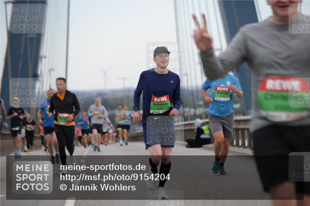 03.10.2025 - Köhlbrandbrückenlauf Jannik Wohlers http://msf.ph/oto/9154204 03.10.2025 15:23:39 Position 1 9103, 7102 meine-sportfotos.de