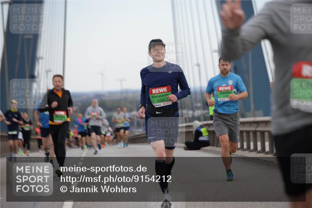 03.10.2025 - Köhlbrandbrückenlauf Jannik Wohlers http://msf.ph/oto/9154212 03.10.2025 15:23:39 Position 1 9103, 7102 meine-sportfotos.de