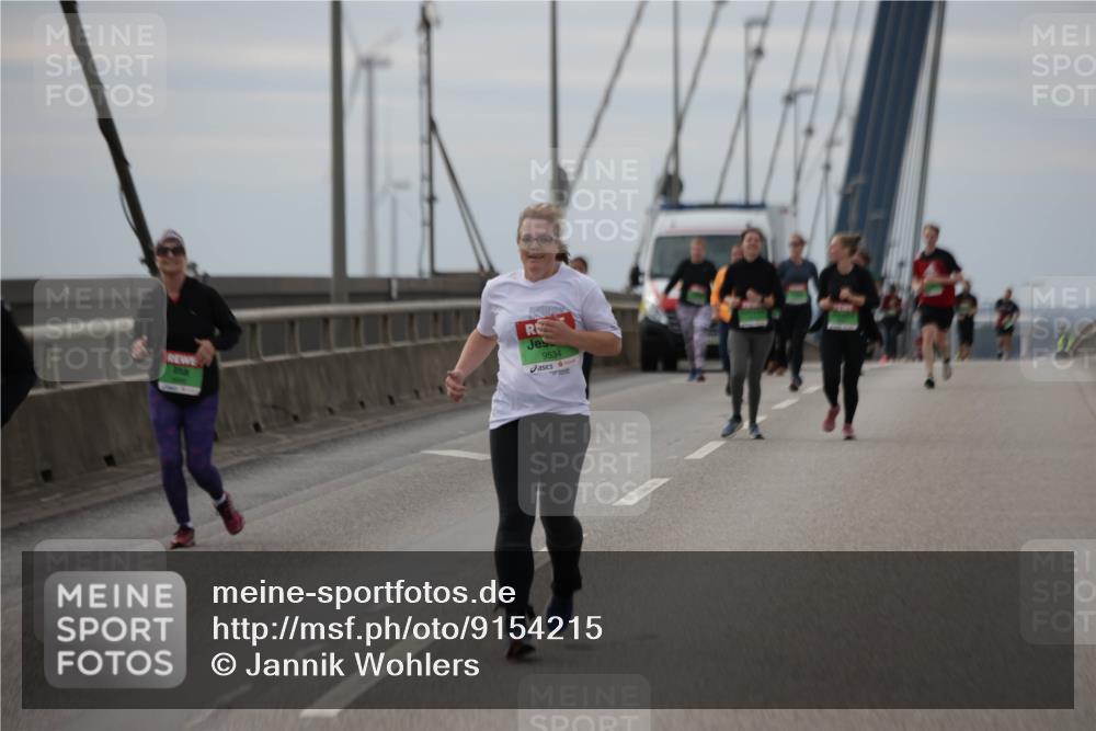 03.10.2025 - Köhlbrandbrückenlauf Jannik Wohlers http://msf.ph/oto/9154215 03.10.2025 16:05:24 Position 1 9534 meine-sportfotos.de