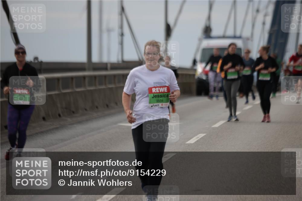 03.10.2025 - Köhlbrandbrückenlauf Jannik Wohlers http://msf.ph/oto/9154229 03.10.2025 16:05:24 Position 1 9534 meine-sportfotos.de