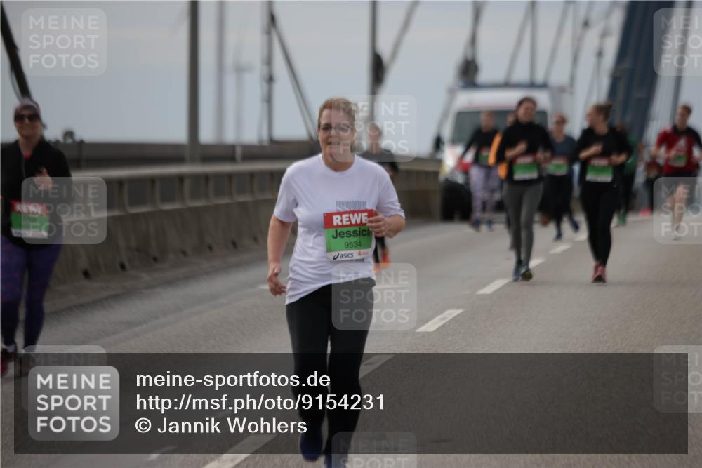 03.10.2025 - Köhlbrandbrückenlauf Jannik Wohlers http://msf.ph/oto/9154231 03.10.2025 16:05:24 Position 1 9534 meine-sportfotos.de