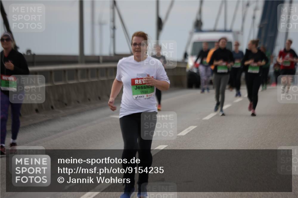 03.10.2025 - Köhlbrandbrückenlauf Jannik Wohlers http://msf.ph/oto/9154235 03.10.2025 16:05:24 Position 1 9534 meine-sportfotos.de