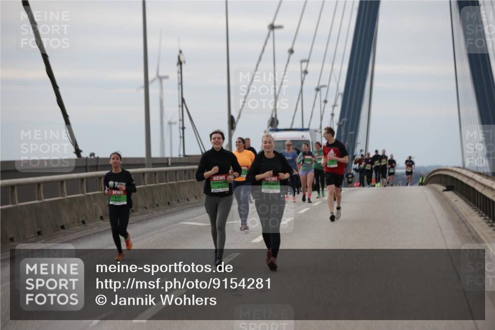 03.10.2025 - Köhlbrandbrückenlauf Jannik Wohlers http://msf.ph/oto/9154281 03.10.2025 16:05:30 Position 1 8515 meine-sportfotos.de