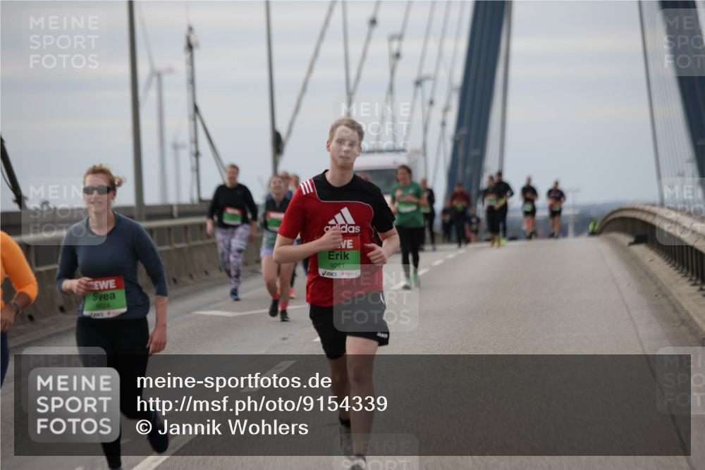 03.10.2025 - Köhlbrandbrückenlauf Jannik Wohlers http://msf.ph/oto/9154339 03.10.2025 16:05:37 Position 1 9524, 9281 meine-sportfotos.de