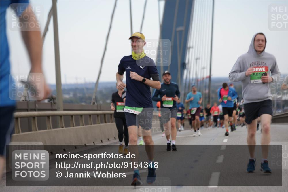 03.10.2025 - Köhlbrandbrückenlauf Jannik Wohlers http://msf.ph/oto/9154348 03.10.2025 15:23:49 Position 1 8848 meine-sportfotos.de