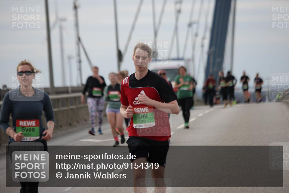 03.10.2025 - Köhlbrandbrückenlauf Jannik Wohlers http://msf.ph/oto/9154349 03.10.2025 16:05:38 Position 1 9524, 9281 meine-sportfotos.de