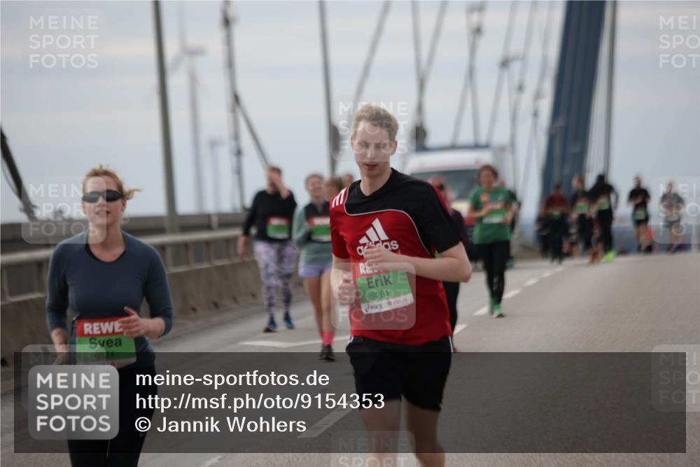 03.10.2025 - Köhlbrandbrückenlauf Jannik Wohlers http://msf.ph/oto/9154353 03.10.2025 16:05:38 Position 1 9524, 9281 meine-sportfotos.de
