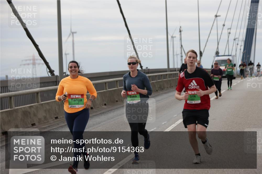 03.10.2025 - Köhlbrandbrückenlauf Jannik Wohlers http://msf.ph/oto/9154363 03.10.2025 16:05:39 Position 1 7156, 9524, 9281 meine-sportfotos.de