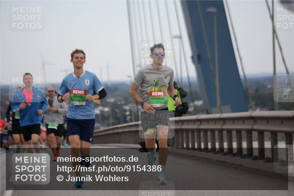 03.10.2025 - Köhlbrandbrückenlauf Jannik Wohlers http://msf.ph/oto/9154386 03.10.2025 15:23:52 Position 1 7882, 7411 meine-sportfotos.de