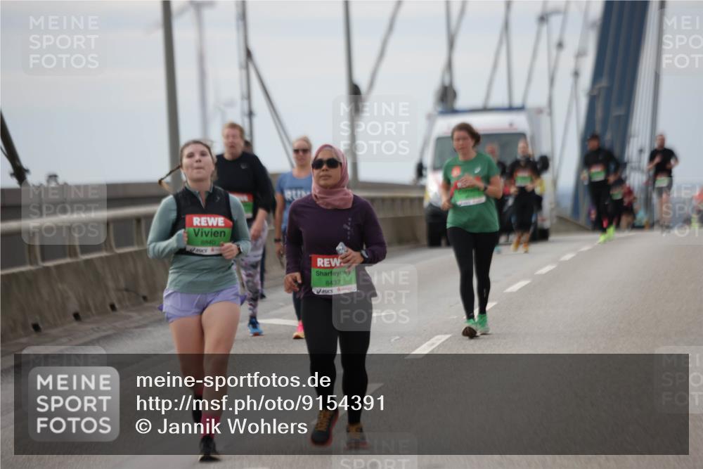 03.10.2025 - Köhlbrandbrückenlauf Jannik Wohlers http://msf.ph/oto/9154391 03.10.2025 16:05:42 Position 1 8840, 8437 meine-sportfotos.de