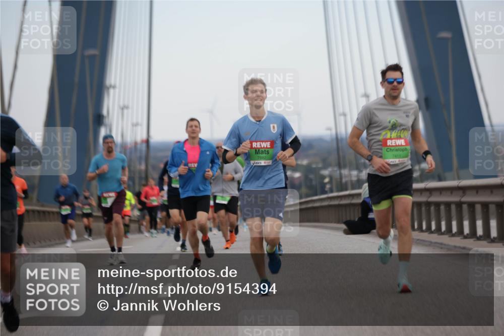03.10.2025 - Köhlbrandbrückenlauf Jannik Wohlers http://msf.ph/oto/9154394 03.10.2025 15:23:53 Position 1 7882, 7411 meine-sportfotos.de