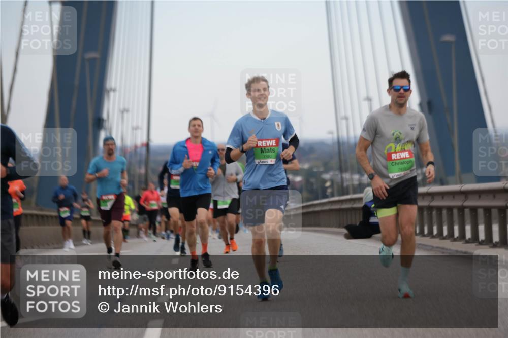 03.10.2025 - Köhlbrandbrückenlauf Jannik Wohlers http://msf.ph/oto/9154396 03.10.2025 15:23:53 Position 1 7882, 0, 7411 meine-sportfotos.de