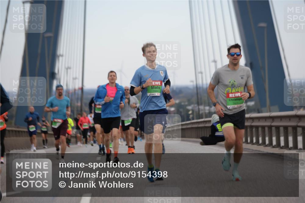 03.10.2025 - Köhlbrandbrückenlauf Jannik Wohlers http://msf.ph/oto/9154398 03.10.2025 15:23:53 Position 1 7882, 7411 meine-sportfotos.de