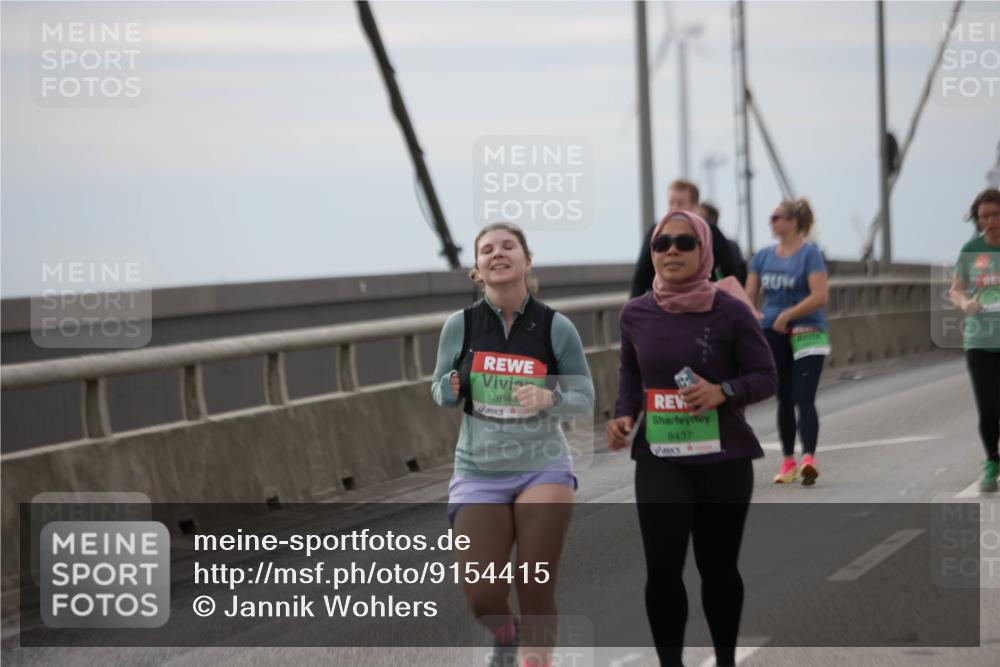 03.10.2025 - Köhlbrandbrückenlauf Jannik Wohlers http://msf.ph/oto/9154415 03.10.2025 16:05:43 Position 1 8840, 8437 meine-sportfotos.de