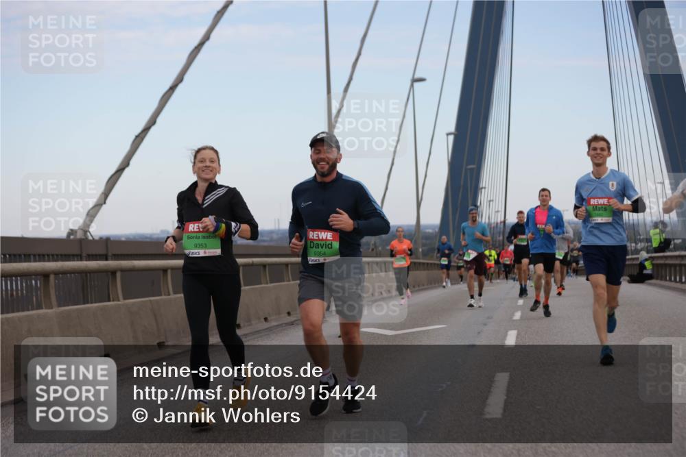 03.10.2025 - Köhlbrandbrückenlauf Jannik Wohlers http://msf.ph/oto/9154424 03.10.2025 15:23:55 Position 1 9353, 9354, 7882 meine-sportfotos.de