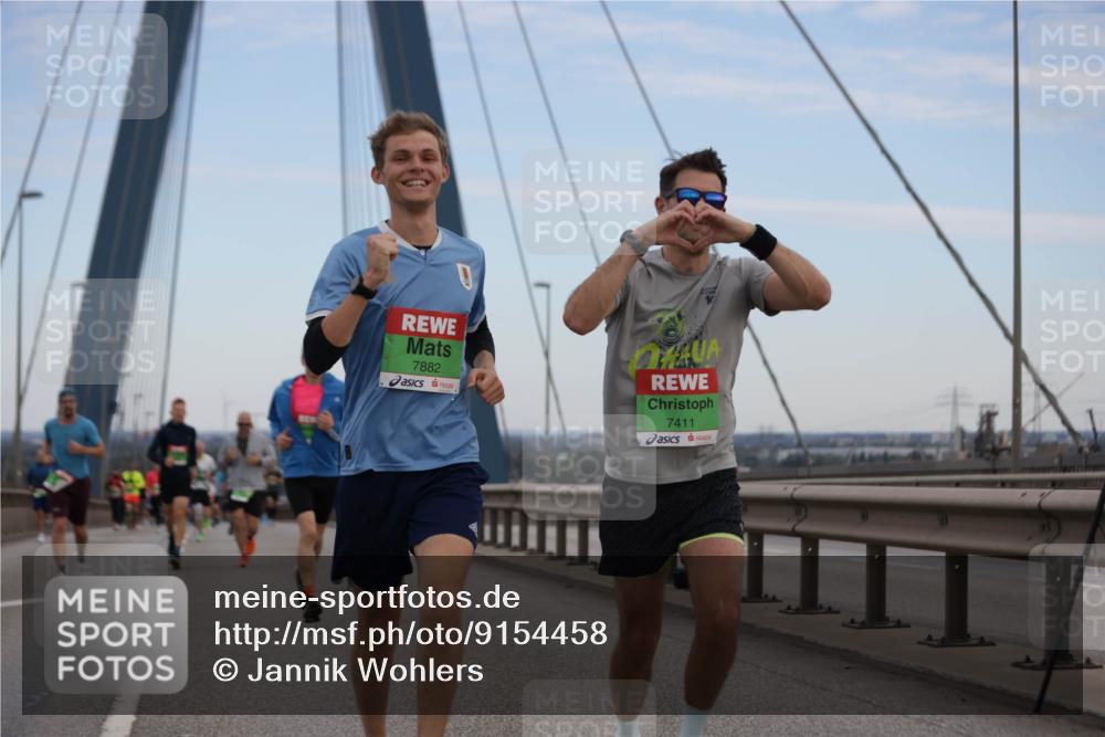 03.10.2025 - Köhlbrandbrückenlauf Jannik Wohlers http://msf.ph/oto/9154458 03.10.2025 15:23:56 Position 1 7882, 7411 meine-sportfotos.de