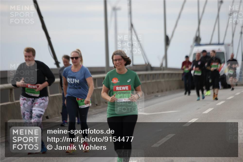 03.10.2025 - Köhlbrandbrückenlauf Jannik Wohlers http://msf.ph/oto/9154477 03.10.2025 16:05:48 Position 1 8514 meine-sportfotos.de
