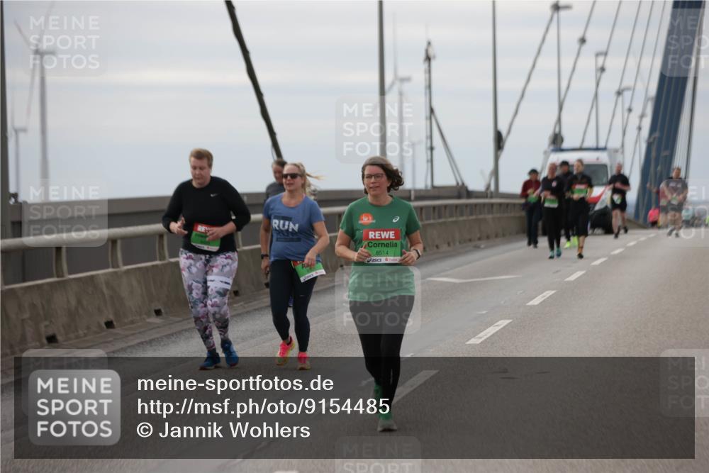 03.10.2025 - Köhlbrandbrückenlauf Jannik Wohlers http://msf.ph/oto/9154485 03.10.2025 16:05:49 Position 1 8514 meine-sportfotos.de