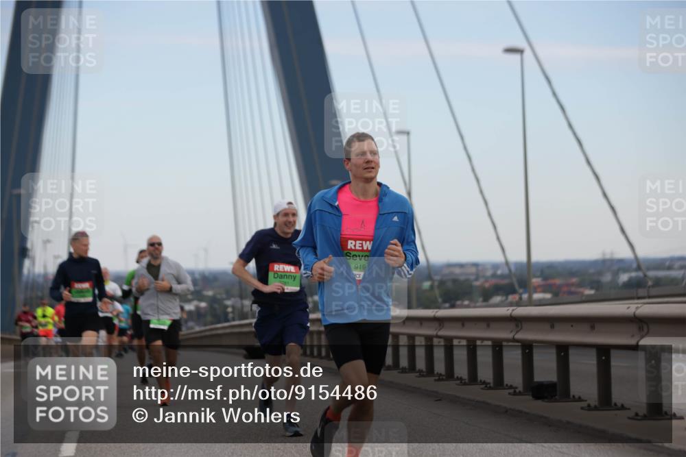 03.10.2025 - Köhlbrandbrückenlauf Jannik Wohlers http://msf.ph/oto/9154486 03.10.2025 15:23:58 Position 1 919 meine-sportfotos.de