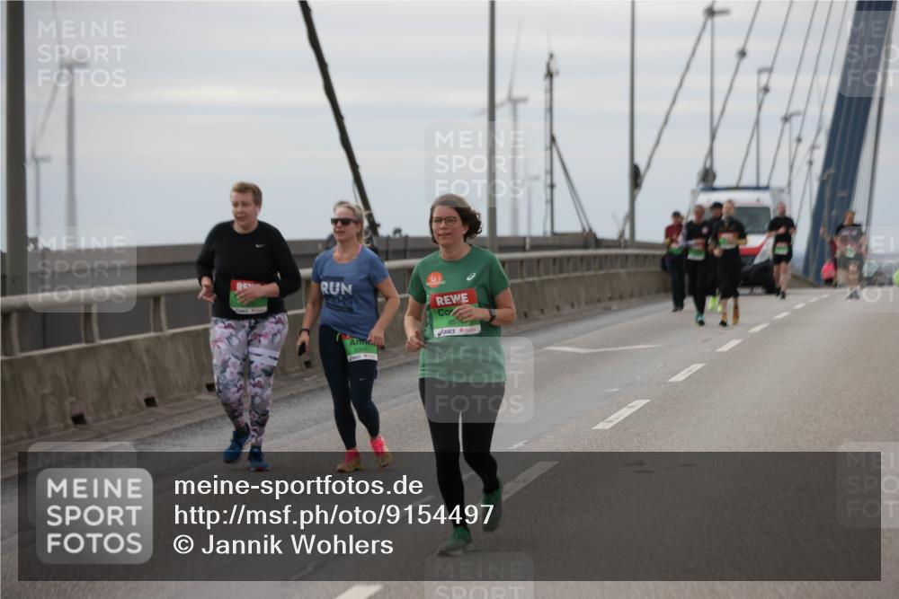 03.10.2025 - Köhlbrandbrückenlauf Jannik Wohlers http://msf.ph/oto/9154497 03.10.2025 16:05:50 Position 1 857 meine-sportfotos.de