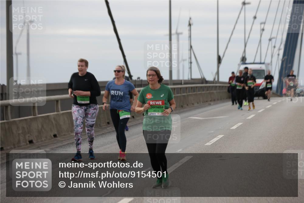03.10.2025 - Köhlbrandbrückenlauf Jannik Wohlers http://msf.ph/oto/9154501 03.10.2025 16:05:50 Position 1 8514 meine-sportfotos.de
