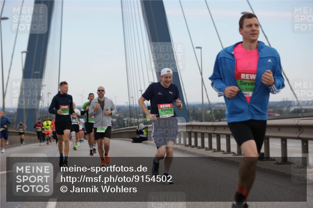 03.10.2025 - Köhlbrandbrückenlauf Jannik Wohlers http://msf.ph/oto/9154502 03.10.2025 15:23:59 Position 1 7281, 9192 meine-sportfotos.de