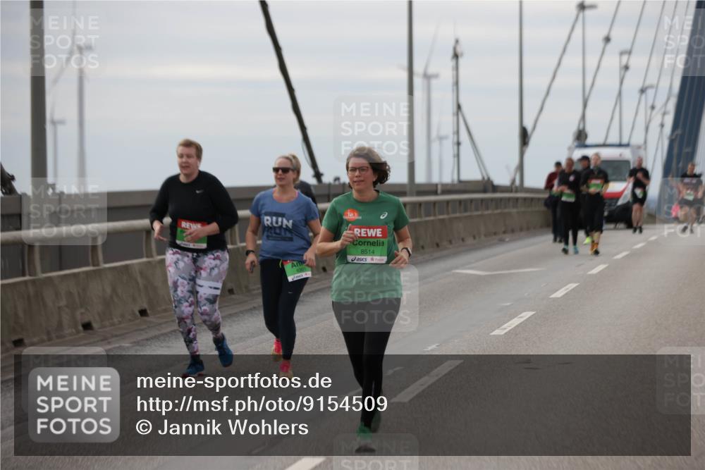03.10.2025 - Köhlbrandbrückenlauf Jannik Wohlers http://msf.ph/oto/9154509 03.10.2025 16:05:50 Position 1 8514 meine-sportfotos.de