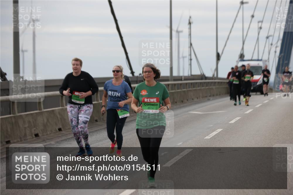 03.10.2025 - Köhlbrandbrückenlauf Jannik Wohlers http://msf.ph/oto/9154511 03.10.2025 16:05:50 Position 1 8514 meine-sportfotos.de