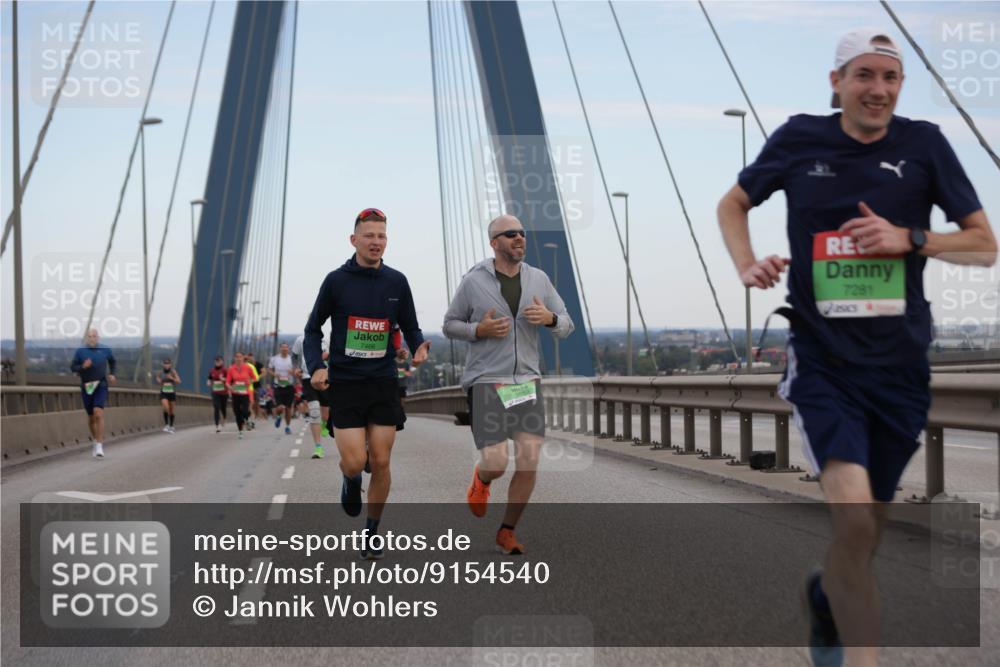 03.10.2025 - Köhlbrandbrückenlauf Jannik Wohlers http://msf.ph/oto/9154540 03.10.2025 15:24:01 Position 1 7466, 7281 meine-sportfotos.de