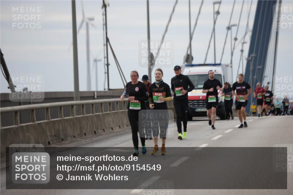 03.10.2025 - Köhlbrandbrückenlauf Jannik Wohlers http://msf.ph/oto/9154549 03.10.2025 16:05:55 Position 1 8130, 4249 meine-sportfotos.de