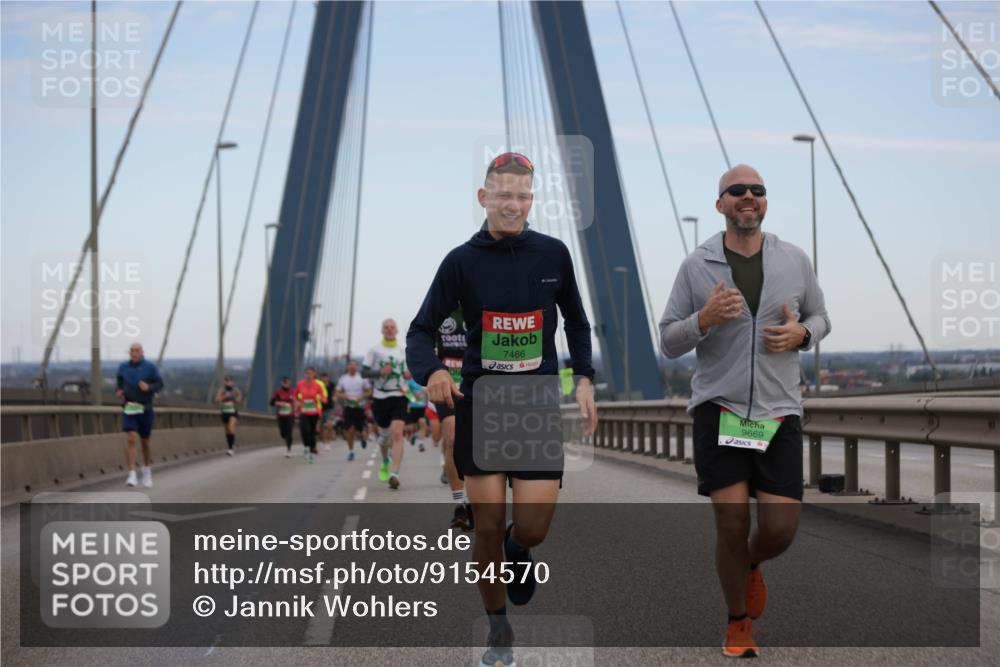03.10.2025 - Köhlbrandbrückenlauf Jannik Wohlers http://msf.ph/oto/9154570 03.10.2025 15:24:02 Position 1 7466, 9669 meine-sportfotos.de
