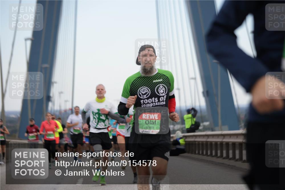 03.10.2025 - Köhlbrandbrückenlauf Jannik Wohlers http://msf.ph/oto/9154578 03.10.2025 15:24:03 Position 1 8988 meine-sportfotos.de