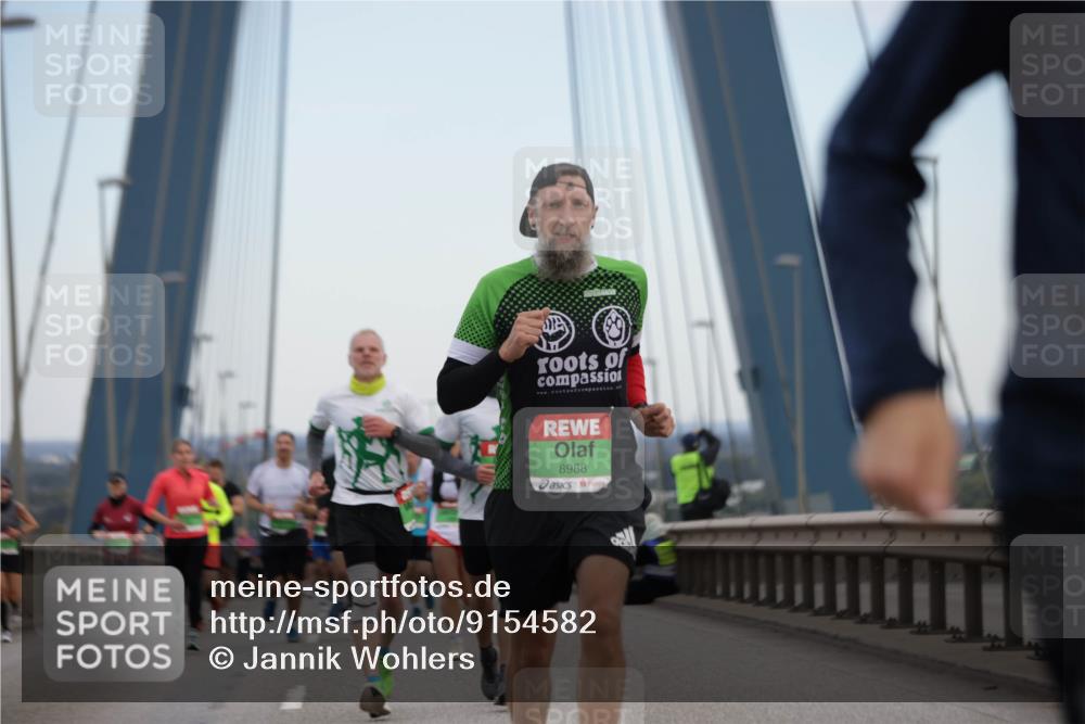 03.10.2025 - Köhlbrandbrückenlauf Jannik Wohlers http://msf.ph/oto/9154582 03.10.2025 15:24:03 Position 1 8988 meine-sportfotos.de